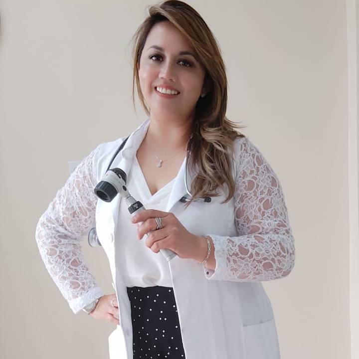 Paola Guevara Dermatóloga