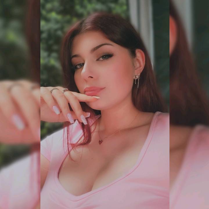 𝑁𝑜𝑟𝑎 𝐷𝑒𝑛𝑖𝑠𝑒