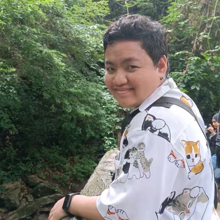 KhunPom อยากรีวิ๊ว