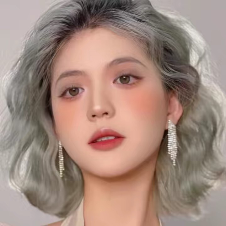 Hira Unbox&Review👩🏻‍💻