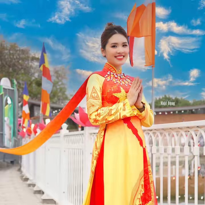 Mc Tam Ngữ Liên Thảo