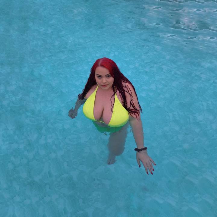 Jennifer| Curvy Girl Diaries ✨