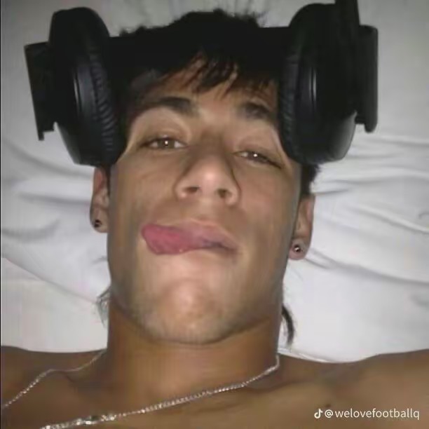 gustavin ✋😝🤚