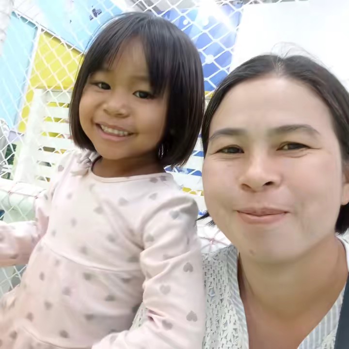 น้องไข่เจียวพี่ไอติม