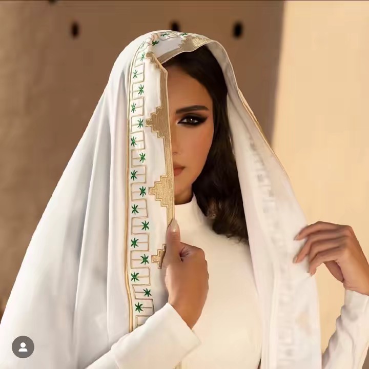 💜 فَاطِمَة 💜