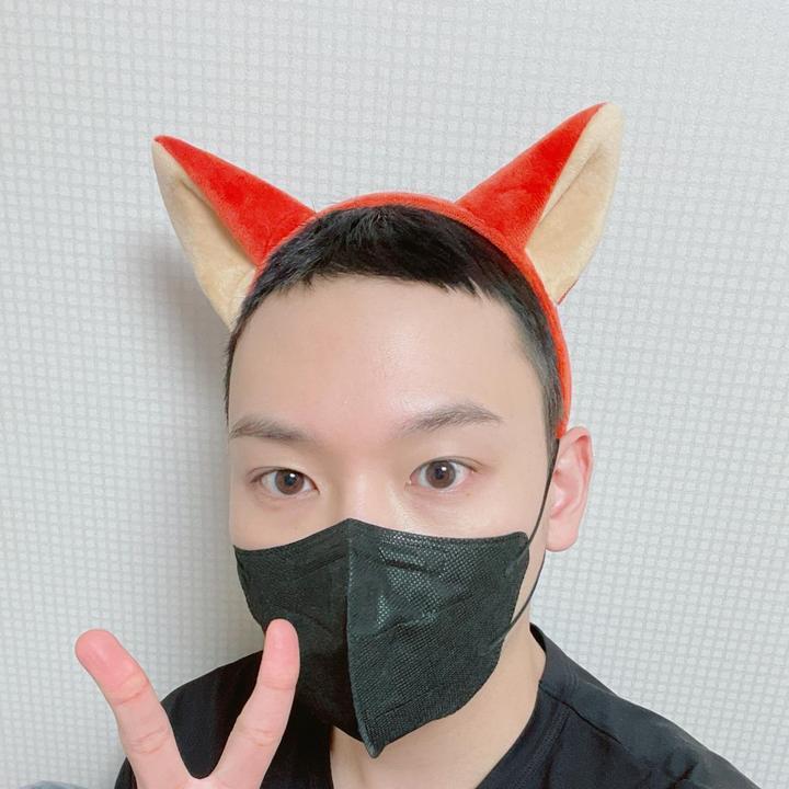 Inseong’s forehead