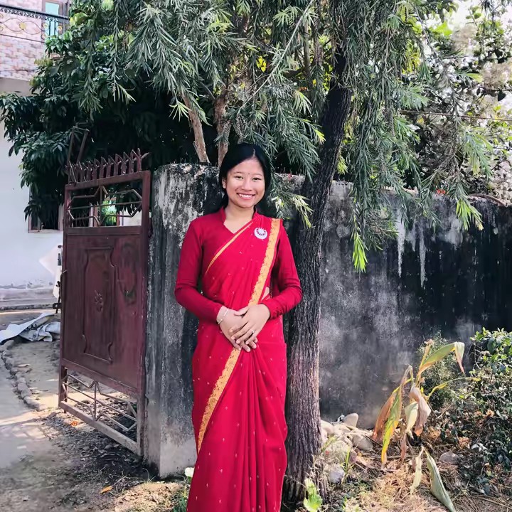 gurungni💜🦋🐼