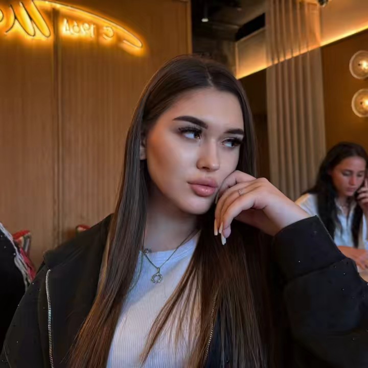 𝑲𝑨𝑹𝑰𝑺𝑯𝑨 🩷