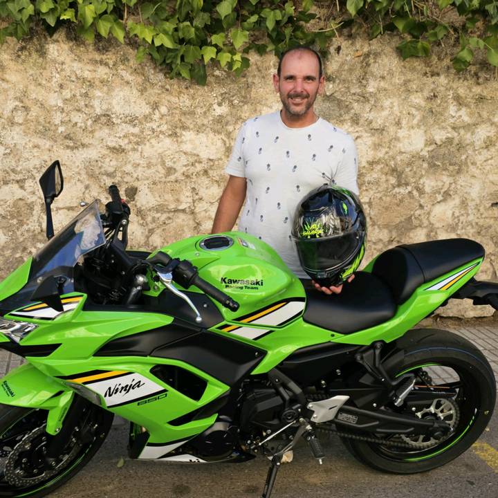 Javi 🇧🇻&🇩🇰&🇦🇩&🇫🇷&🇵🇹