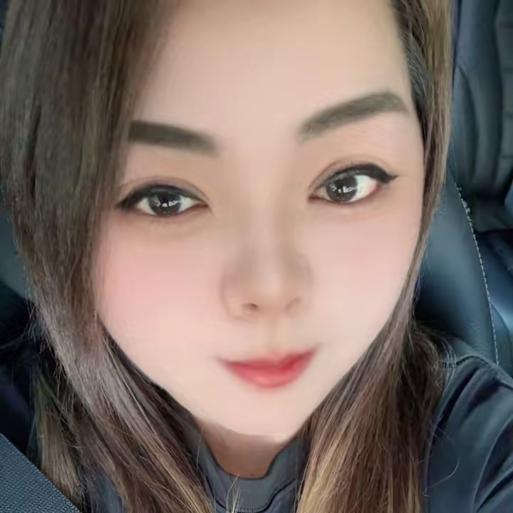 Evelyn Chong 🇸🇬