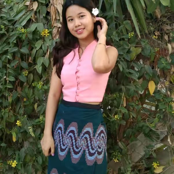 Ei Hsu Phyo🎀