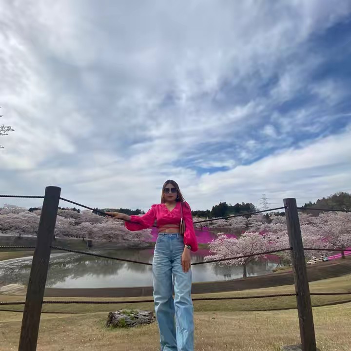 Neon's mom(Nabina)🇳🇵::::🇯🇵