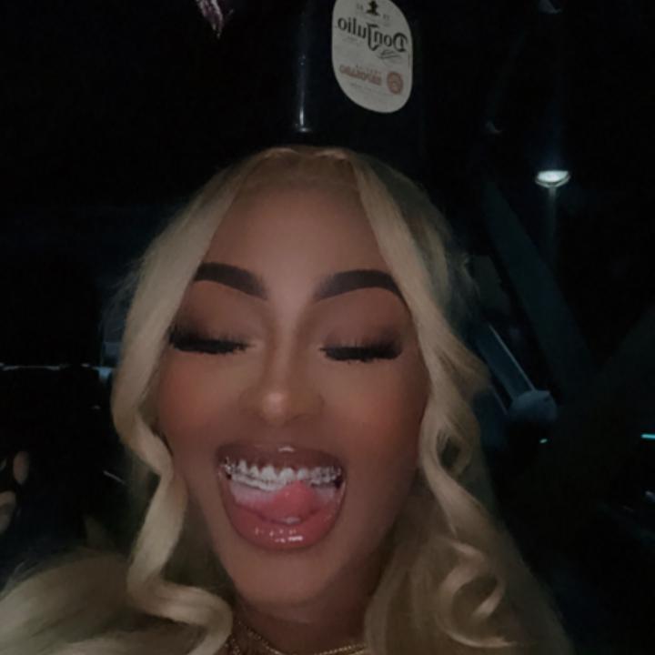 𝗞𝗛𝗬𝗟𝗜𝗔 𝗠𝗔𝗥𝗜𝗘 lives