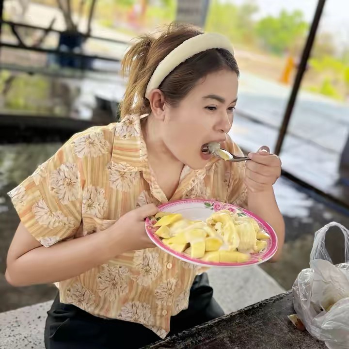 มิ้ว วรา