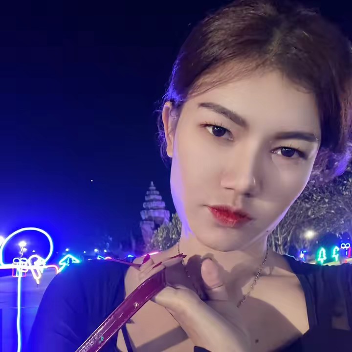 ครีม ที่ชอบขายของอะ