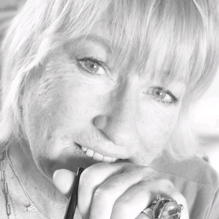 AUTHOR S C Cunningham