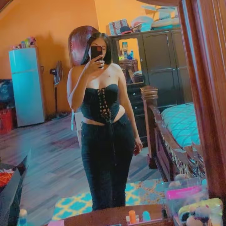 ✶  🎀  𝒞𝒽𝑒𝓁😍  🎀  ✶