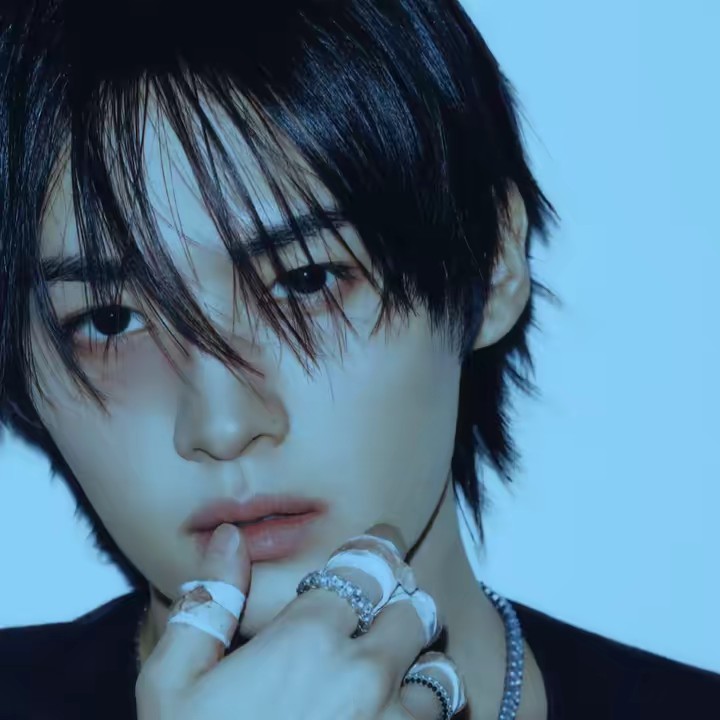 ⋅˚𐙚𝒮𝓉𝓇𝒶𝓎 𝓀𝒾𝒹𝓈𐙚˚ ⋅