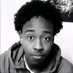 𝓔𝓰𝓵𝓪𝓷𝓽𝓲𝓷𝓮👁️‍🗨️