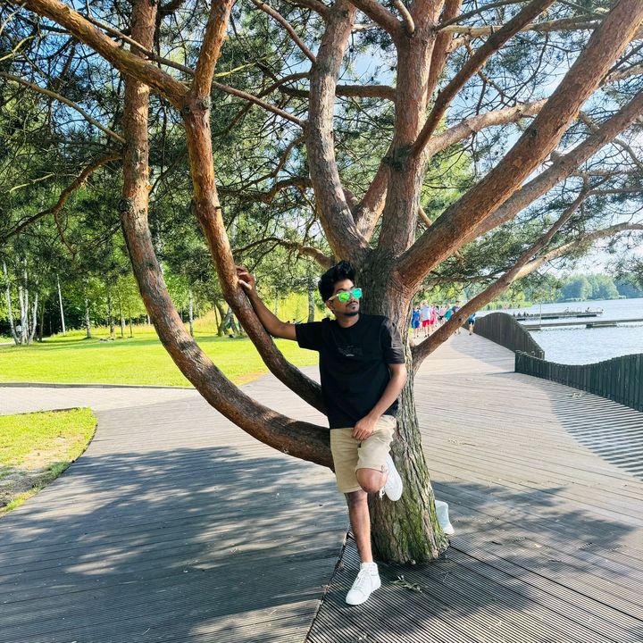 𝐈𝐭'𝐬 𝐌𝐞>𝐃𝐢𝐥𝐚🐬🇵🇱