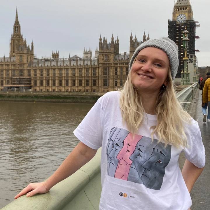 Anðela | Journalist