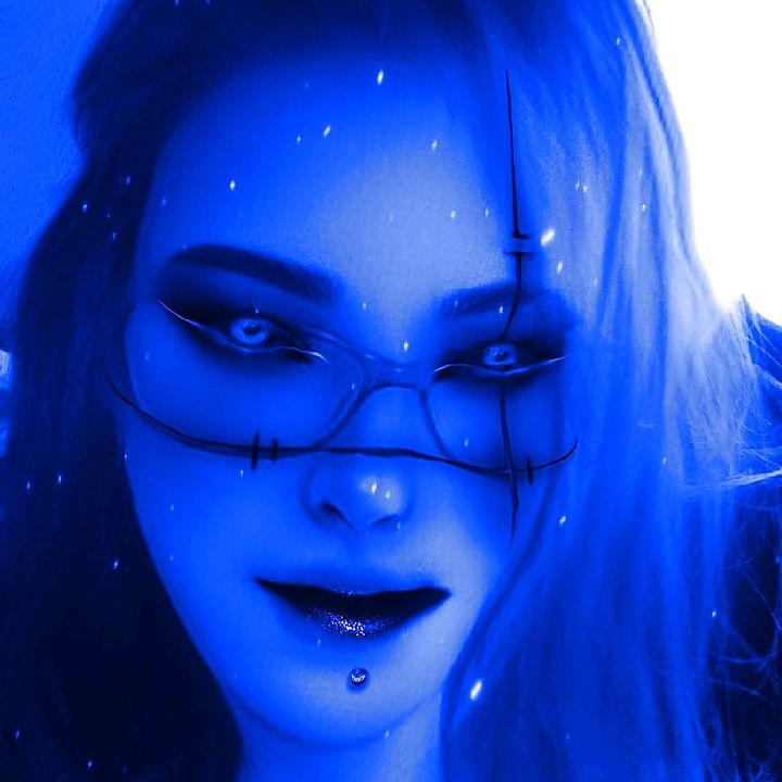 QueenofAirandDarkness🖤