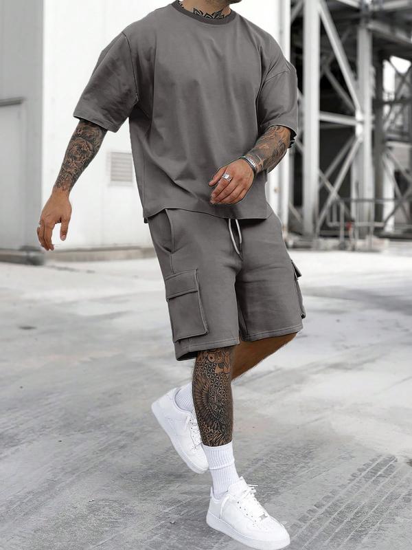 Men's Solid Color Tee & Drawstring Waist Shorts Two-piece Loungewear Set, Regular Fit Breathable Soft Comfy Round Neck Short Sleeve T-shirt & Pocket Shorts Pajamas Set, Men's Casual Sleepwear for Summer