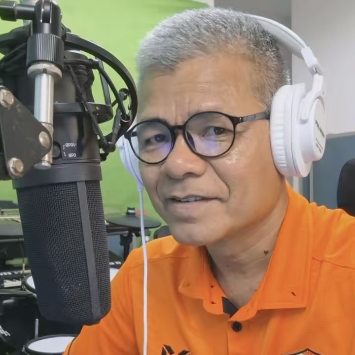 ก้าวไกล  กตะศิลา