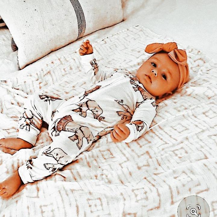 𝑀 𝑂 𝐿 𝐿 𝑌