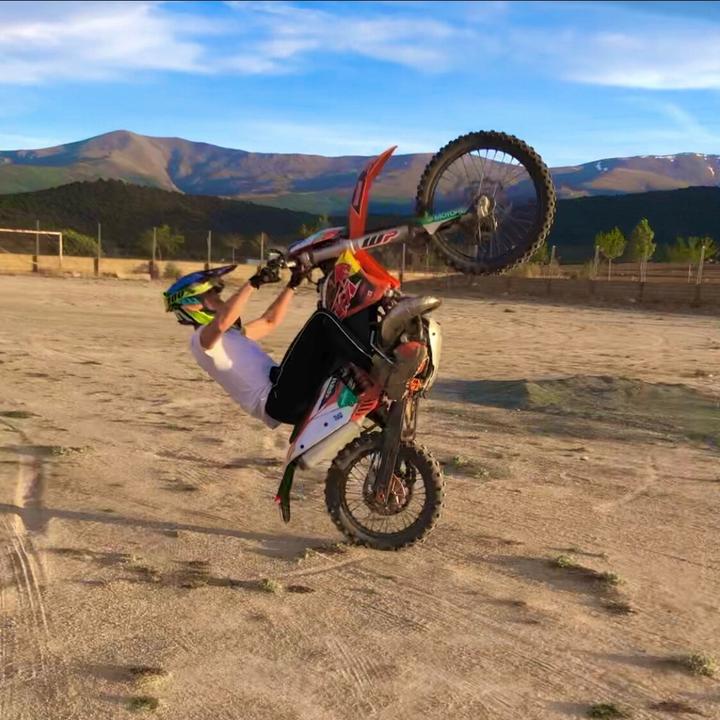 𝓐𝓵𝓿𝓪𝓻𝓸🥕