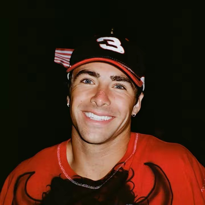 Garrett Casto