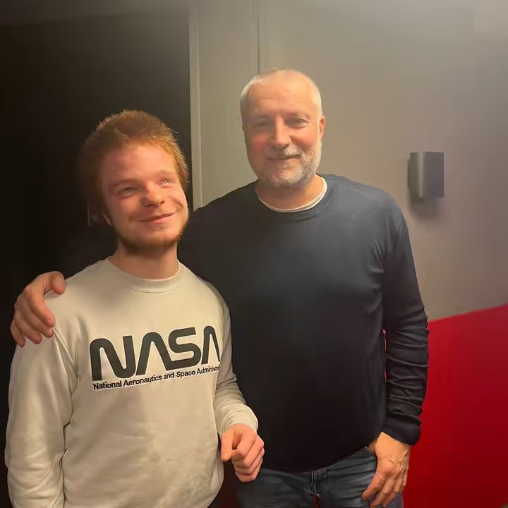 aurel👨‍🦯🎙️🎶