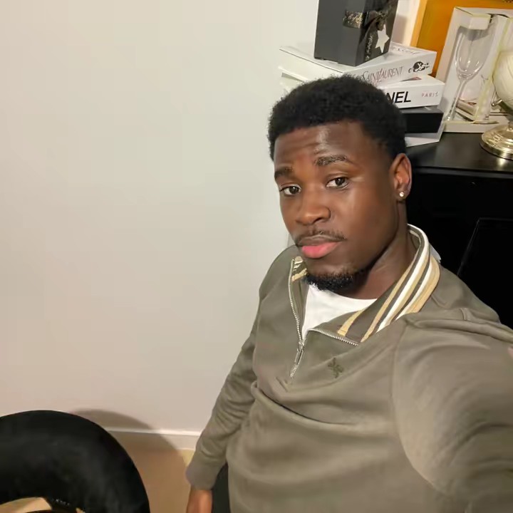 Ehcavani 👨🏾‍🦯