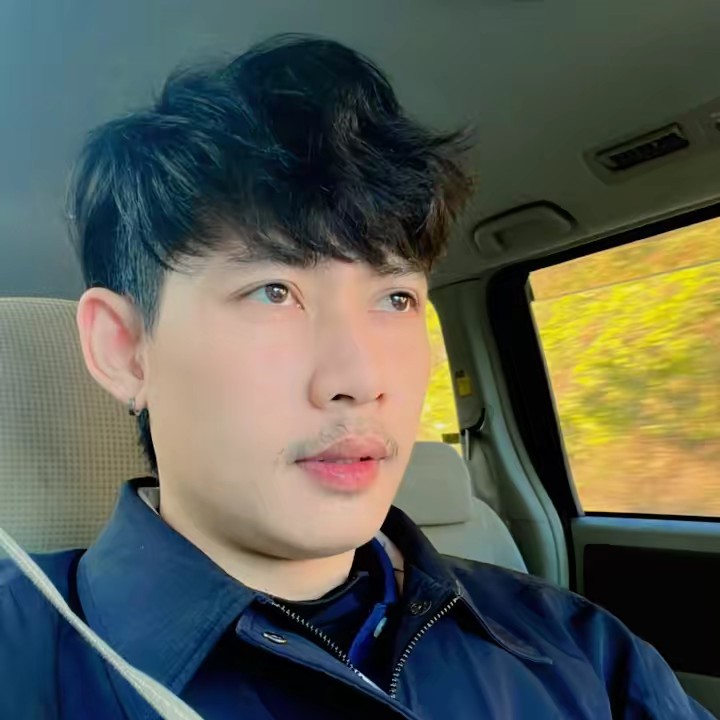 จอน จิ บ่าวผู้ไท