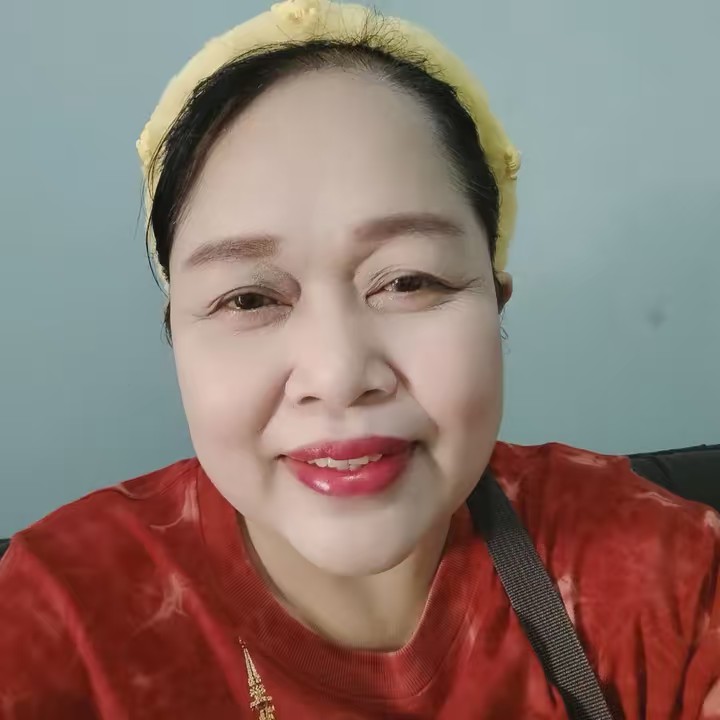 พี่เวียง  สาวอุบล ออนไลน์