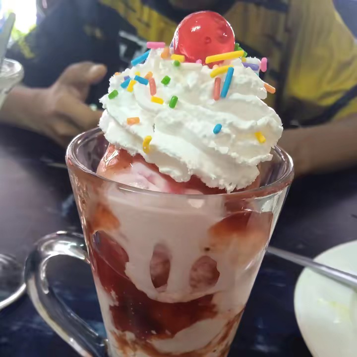 แก้มอิง shop