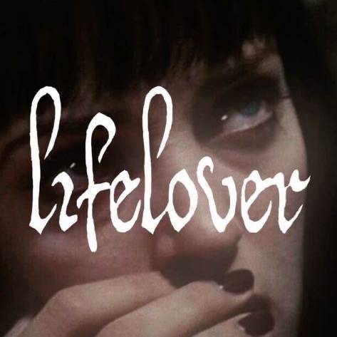 larissa🍦🧃🎸🎧