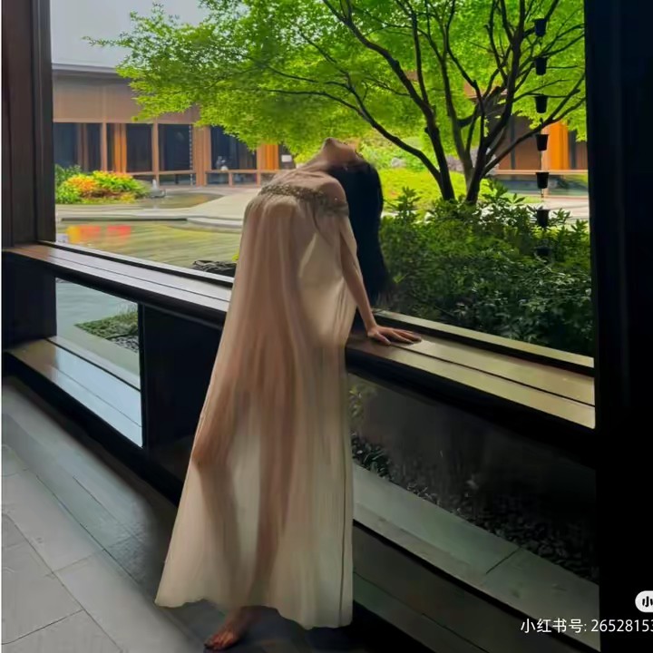 Jolin.