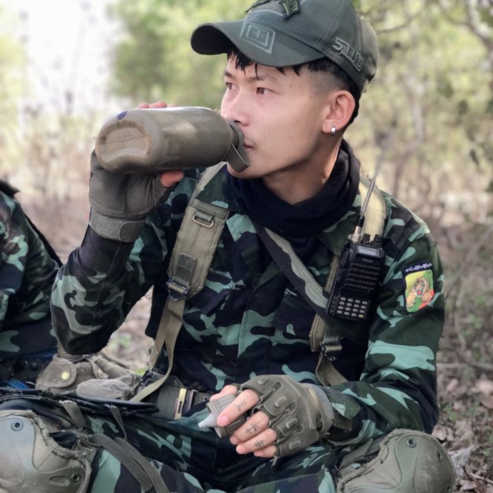 ၵေႃႉ သိုၵ်း ႁၢၼ် 113.8k