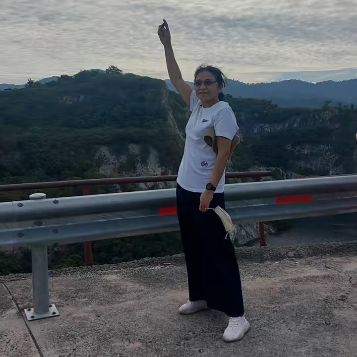 รวยทรัพย์ นับเงิน