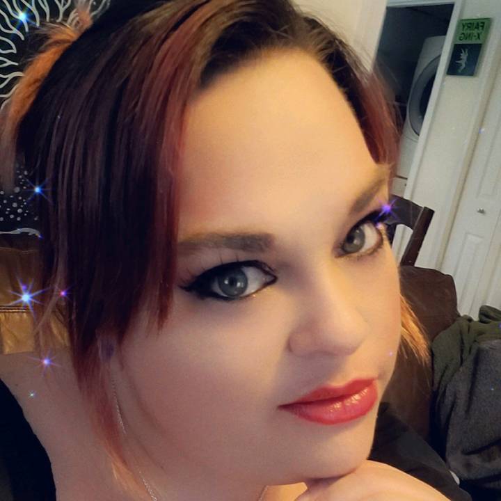 💎🩸𝕲𝖗𝖊𝖊𝖉𝖞𝕼𝖚𝖊𝖊𝖓🩸💎