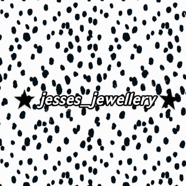 𝘽𝙍𝘼𝘾𝙇𝙀𝙏𝙎! 😎🤍