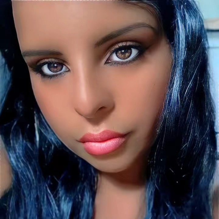 𝑳𝒐𝒓𝒆𝒍𝒂𝒚𝑮𝒐𝒍𝒅𝒃𝒆𝒓𝒈