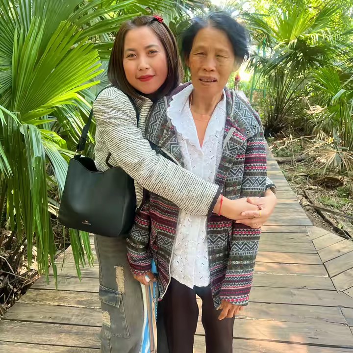 แม่น้องเอวา(แฟชั่นเด็ก)