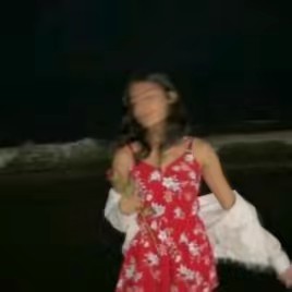 Elisabeta... 👀👸🏼👸 am bff ❤