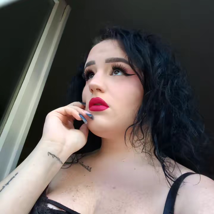 𝑠 𝑒 𝑟 𝑒 𝑛 𝑎 ᥫ᭡.