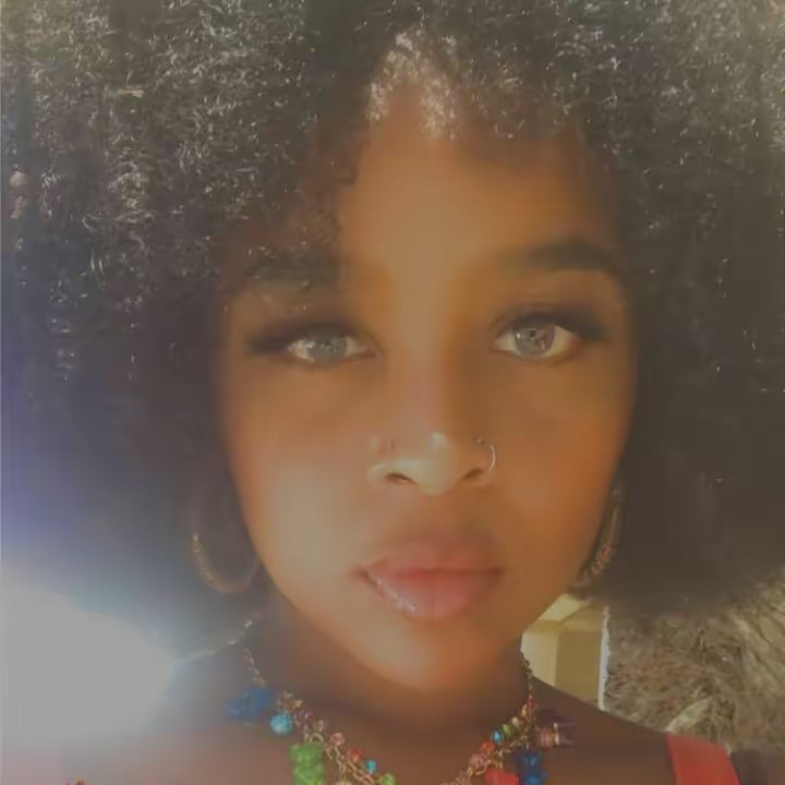 ShaunaNicole21  and the family