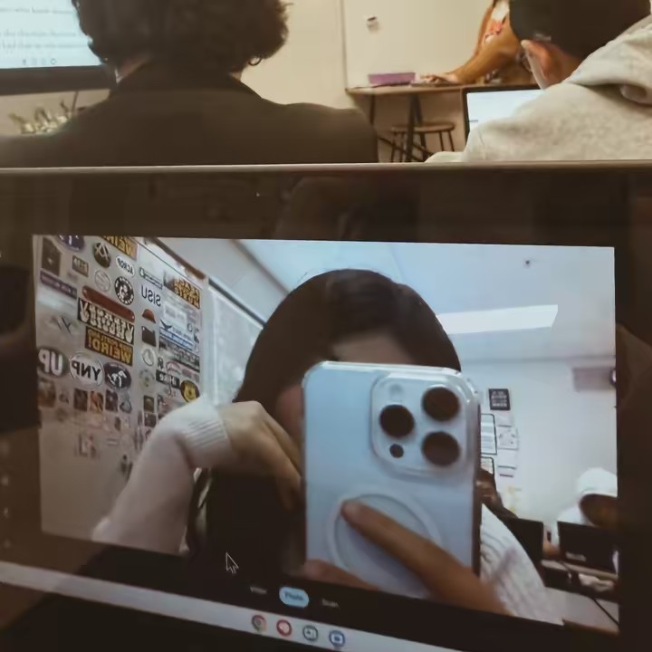 𝐂𝐲𝐧𝐭𝐡𝐢𝐚 𖦹