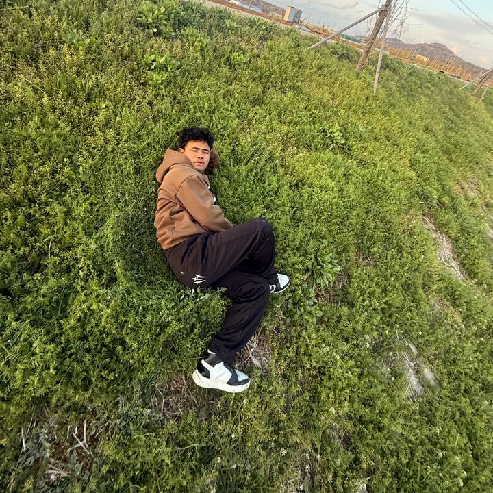 सन्तोष परियार 🇰🇷