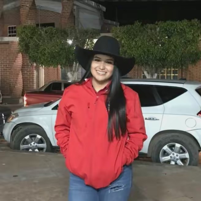 𝓢𝓪𝓷𝓭𝓻𝓪 𝓽𝓻𝓾𝓳𝓲𝓵𝓵𝓸